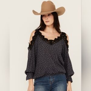 Wild Moss Cold-Shoulder Top Size M